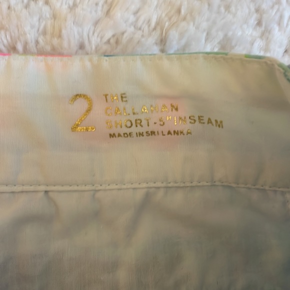 Lily Pulitzer Womens Callahan shorts, size 2, 5 inch inseam - Picture 2 of 5